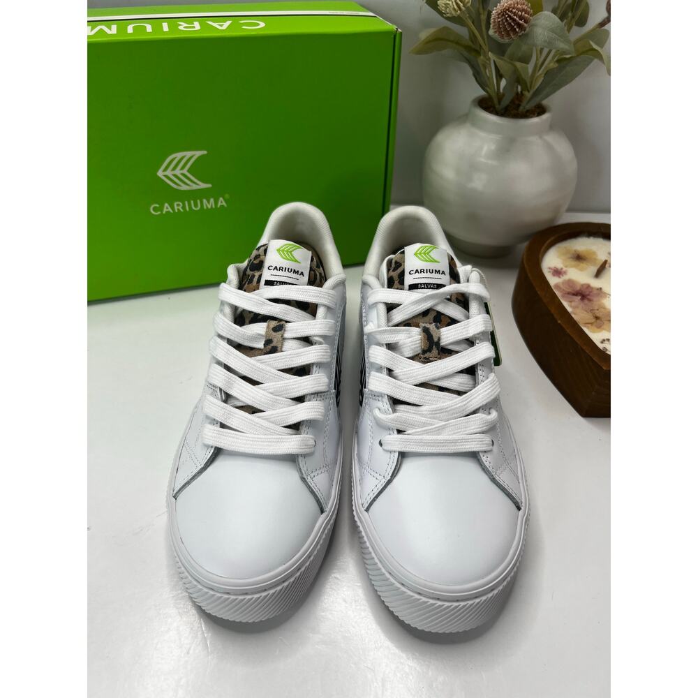 Cariuma Salvas Casual Leather Sneaker White/Leopard Print Heel Women's 8.5 NWB - Picture 5 of 10